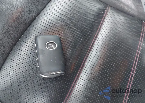 2021 Mazda Cx-5 Carbon Edition z USA, uszkodzony, nr VIN JM3KFBCM3M0433858